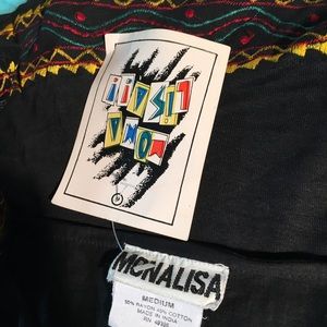 Mona Lisa brand shirt for women Size medium❤️